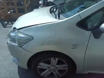 Peça sobressalente para automóvel em segunda mão guarda-lamas dianteiro esquerdo por toyota auris sport referências oem iam 