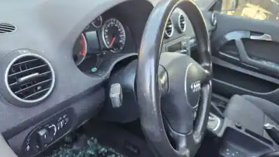 Peça sobressalente para automóvel em segunda mão coluna de direcção por audi a3 (8p1) 2.0 tdi 16v referências oem iam 