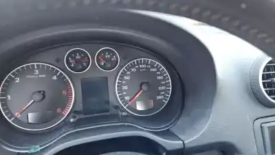 Peça sobressalente para automóvel em segunda mão quadrante por audi a3 (8p1) 2.0 tdi 16v referências oem iam 