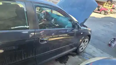 Peça sobressalente para automóvel em segunda mão Porta Dianteira Direita por AUDI A3 (8P1) 2.0 TDI 16V Referências OEM IAM   