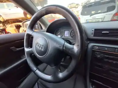 Peça sobressalente para automóvel em segunda mão volante por audi a4 b6 (8e2) 1.9 tdi referências oem iam   