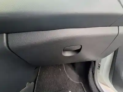 Second-hand car spare part glove compartment for dacia sandero basis oem iam references   
