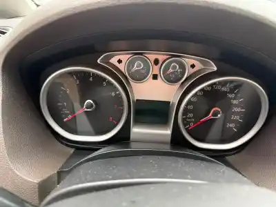 Автозапчасти б/у приборная доска за FORD FOCUS C-MAX (CAP) Ghia (D) ссылки OEM IAM   