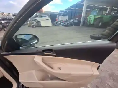 Peça sobressalente para automóvel em segunda mão elevador de vidros dianteiro direito por volkswagen passat b6 (3c2) 2.0 tdi 16v referências oem iam 