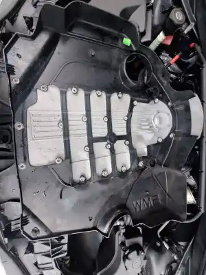 Peça sobressalente para automóvel em segunda mão tampa do motor por bmw serie 1 berlina (e81/e87) 118d referências oem iam   
