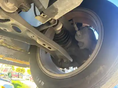 Second-hand car spare part Front Left Knuckle for SEAT LEON (1P1) Reference OEM IAM references 1K0407256AA  