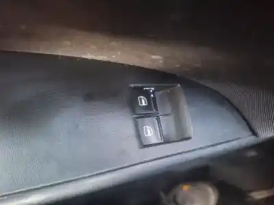Pezzo di ricambio per auto di seconda mano Interruttore Alzacristalli Anteriore Sinistro per SEAT LEON (1P1) Reference Copa Riferimenti OEM IAM   
