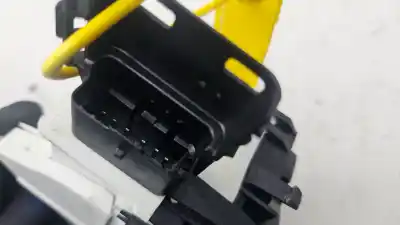 Second-hand car spare part LEFT FRONT DOOR LOCK for CITROEN BERLINGO STATION WAGON XTR 92 CV / 68 KW OEM IAM references 828406  