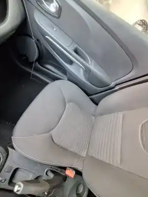 Peça sobressalente para automóvel em segunda mão assento dianteiro direito por renault clio iv limited referências oem iam   