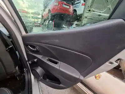 Pièce détachée automobile d'occasion garniture de porte arrière droite pour renault clio iv limited références oem iam 