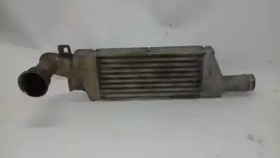Pezzo di ricambio per auto di seconda mano INTERCOOLER per OPEL CORSA C (X01)  Riferimenti OEM IAM 93177425  