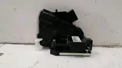 Автозапчастина б/у замок передній праві двері для ssangyong tivoli 1.6 посилання на oem iam 7122035000  