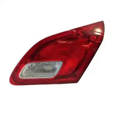 İkinci el araba yedek parçası IÇ SAG KUYRUK LAMBASI için OPEL ASTRA J (P10)  OEM IAM referansları 13360787  COMPATIBILIDADES Y COMPONENTES ->1222266 OPEL, 13306787 OPEL, 13360787 OPEL, 1222266 OPEL, 13360787