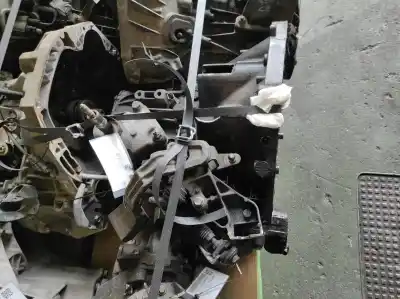 Pezzo di ricambio per auto di seconda mano riduttore per citroen c8 4hw riferimenti oem iam 2222yy 2222py 2223sv  