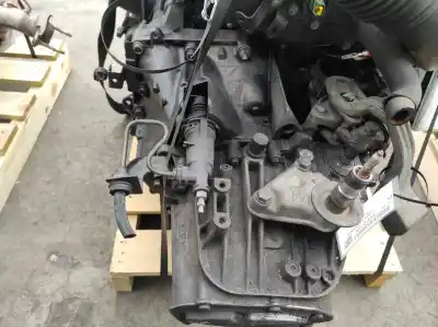 Pièce détachée automobile d'occasion BOÎTE DE VITESSES pour CITROEN C8  Références OEM IAM 2222YY 2222PY 2223SV  