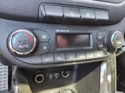 Peça sobressalente para automóvel em segunda mão comando de sofagem (chauffage / ar condicionado)  por kia cee´d (jd) 1.6 crdi 136 referências oem iam 97250a2203  