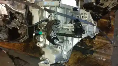 Автозапчастина б/у КОРОБКА ПЕРЕДАЧ для RENAULT LAGUNA III GRANDTOUR (KT0/1)  Посилання на OEM IAM 8201184199  