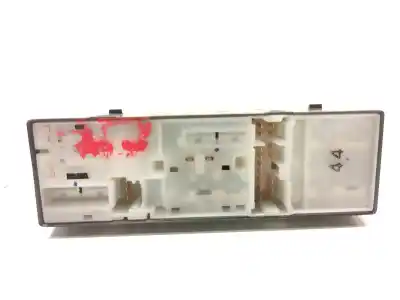 Peça sobressalente para automóvel em segunda mão BOTÃO / INTERRUPTOR ELEVADOR VIDRO DIANTEIRO ESQUERDO por NISSAN NOTE (E12)  Referências OEM IAM 254013VV0B  