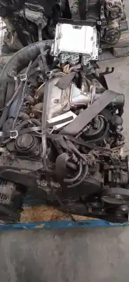 Peça sobressalente para automóvel em segunda mão motor completo por citroen c5 i (dc_) 2.2 hdi (dc4hxb dc4hxe) referências oem iam   