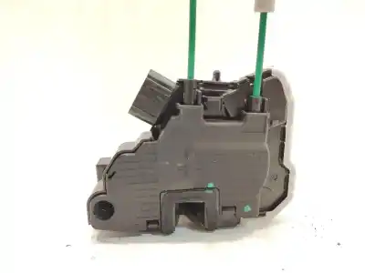 Автозапчастина б/у замок передній праві двері для ssangyong tivoli 1.6 посилання на oem iam 7122035000  