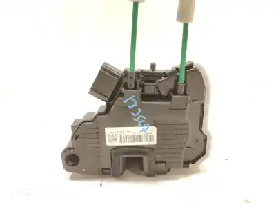 Pezzo di ricambio per auto di seconda mano serratura porta anteriore destra per ssangyong tivoli 1.6 riferimenti oem iam 7122035000  