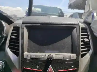 Автозапчастина б/у gps навігаційна система для ssangyong tivoli 1.6 посилання на oem iam   