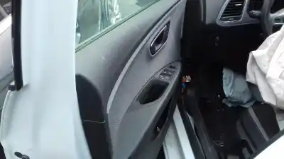 Peça sobressalente para automóvel em segunda mão elevador de vidros dianteira esquerda por seat leon st (5f8) 1.0 tsi referências oem iam 5q0959801b  