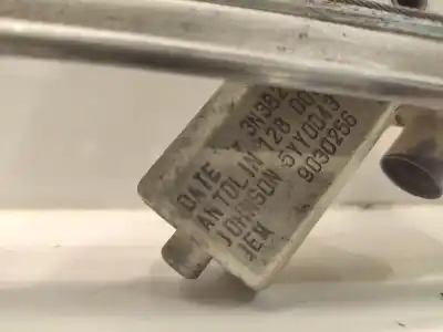 Автозапчастина б/у регулятор переднього правого скла для dacia duster (hs_) 1.5 dci (hsmc) посилання на oem iam 8200733828  