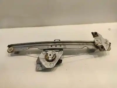 Second-hand car spare part passenger side right window regulator for dacia duster (hs_) 1.5 dci 4x4 oem iam references 807206838r  