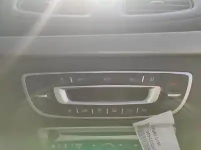 Peça sobressalente para automóvel em segunda mão COMANDO DE SOFAGEM (CHAUFFAGE / AR CONDICIONADO)  por RENAULT FLUENCE (L3_)  Referências OEM IAM 275100018R  