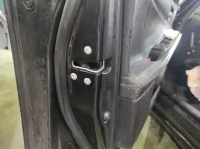 Second-hand car spare part LEFT FRONT DOOR LOCK for LEXUS IS  OEM IAM references 6904053100  