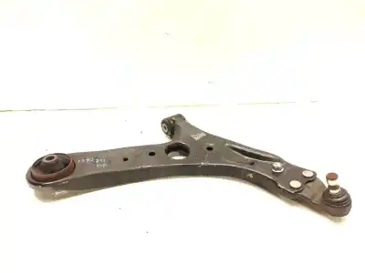 Second-hand car spare part front right lower suspension arm for kia cee´d (jd) 1.6 crdi 136 oem iam references 54501a2600  