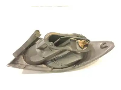 Pièce détachée automobile d'occasion feu arrière gauche pour mazda 6 sedán (gg) 2.0 di (gg14) références oem iam gr1a51160  