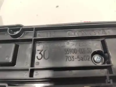Peça sobressalente para automóvel em segunda mão comando de sofagem (chauffage / ar condicionado) por toyota corolla sedán (_e21_) 1.8 vvti hybrid (mzea12 zre211 zwe211) referências oem iam 5590002f30  