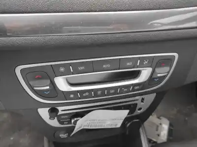 Piesă de schimb auto la mâna a doua CONTROLUL ÎNCALZIRE / AER CONDITIONAT pentru RENAULT MEGANE III HATCHBACK (BZ0/1_, B3_)  Referințe OEM IAM 275103596R  