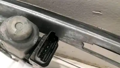 İkinci el araba yedek parçası ön sag pencere regülatörü için renault scénic ii (jm0/1_) 1.6 16v (jm1r) oem iam referansları 8201264482  