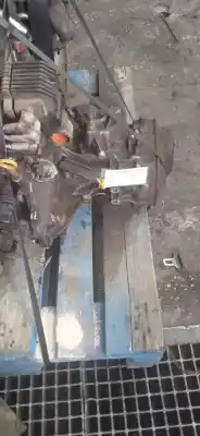 Pezzo di ricambio per auto di seconda mano riduttore per opel corsa b (s93) 1.2 i (f08 f68 m68) riferimenti oem iam 93177193  