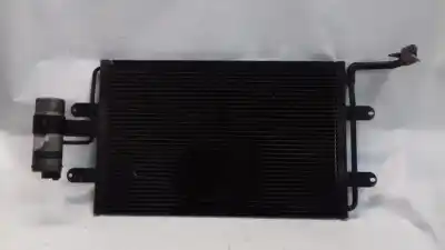 Peça sobressalente para automóvel em segunda mão CONDENSADOR / RADIADOR DE SOFAGEM / AR CONDICIONADO por SEAT TOLEDO (1M2)  Referências OEM IAM 1J0820413N  