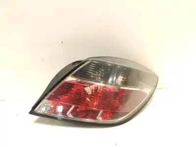 Автозапчастина б/у правий ліхтар для opel astra h gtc (a04) 1.8 (l08) посилання на oem iam 13222325   Автозапчастина б/у правий ліхтар для opel astra h gtc (a04) 1.8 (l08) посилання на oem iam 13222325