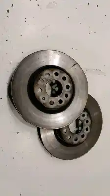 Tweedehands auto-onderdeel VOORREMSCHIJF voor SEAT LEON ST (5F8)  OEM IAM-referenties 5Q0615301F  
