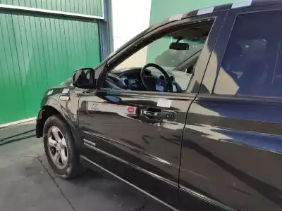 Second-hand car spare part LEFT FRONT DOOR LOCK for SSANGYONG ACTYON I  OEM IAM references 7121009026  