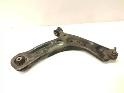 Pezzo di ricambio per auto di seconda mano BRACCIO SOSPENSIONE INFERIORE ANTERIORE DESTRO per SKODA OCTAVIA III COMBI (5E5, 5E6)  Riferimenti OEM IAM 5Q0407152L  