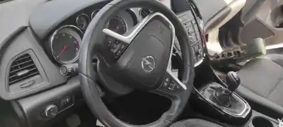 Second-hand car spare part STEERING WHEEL for OPEL ASTRA J SPORTS TOURER (P10)  OEM IAM references 13351029  