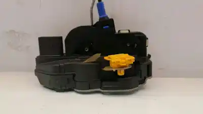 Second-hand car spare part left front door lock for opel mokka / mokka x (j13) 1.7 cdti (_76) oem iam references 13579521  compatibilidades y componentes ->13579521 opel
