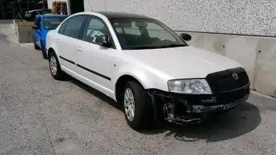 Second-hand car spare part left bumper grille for skoda superb  oem iam references 3u0853665 b41  