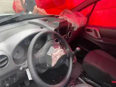 Pièce détachée automobile d'occasion catalyseur de voiture pour peugeot partner tepee 1.6 bluehdi 100 références oem iam 9823467180  