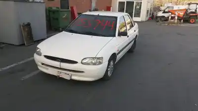 İkinci el araba yedek parçası bagaj kapagi için ford escort 1.5 g 1.5 - g -( lie ) oem iam referansları 1050792  