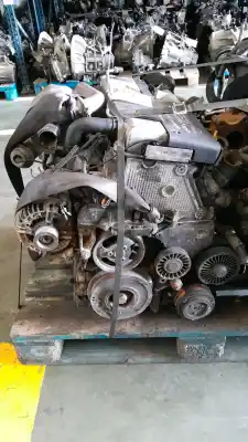 Pezzo di ricambio per auto di seconda mano motore completo per opel zafira a blue line riferimenti oem iam   