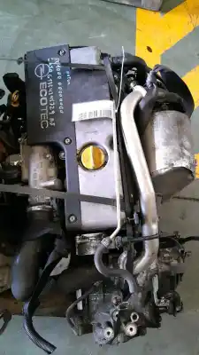 Pezzo di ricambio per auto di seconda mano motore completo per opel zafira a blue line riferimenti oem iam   