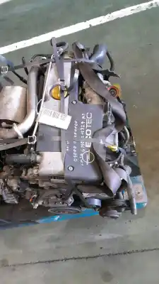 Pezzo di ricambio per auto di seconda mano motore completo per opel zafira a blue line riferimenti oem iam   